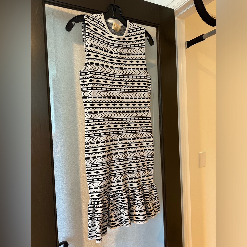 Ronny Kobo bodycon mini dress, M. FLATTERING!!